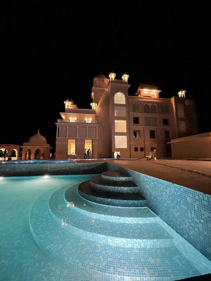 The Utopia Resort Sānchi エクステリア 写真