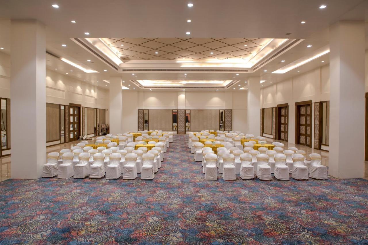 The Utopia Resort Sānchi エクステリア 写真